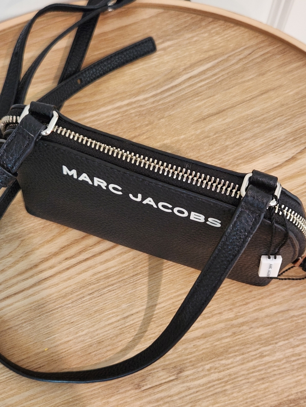Marc Jacobs Black Pebbled Leather Logo Crossbody - Picture 5 of 7